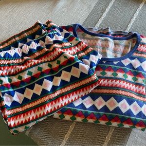 Darling PJ set for women! Top is XL and bottoms a generously sized Large Tall.